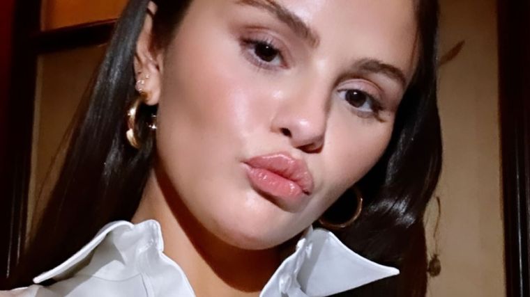 Selena Gómez Bandera solidaria. Foto: Fuente: imagen - instagram @selenagomez