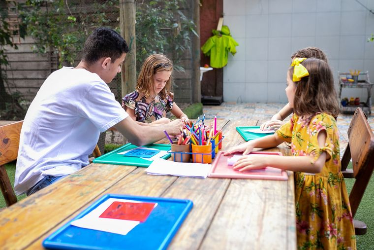 En la era de la estimulación constante, hemos olvidado que el aburrimiento tiene una función biológica. En la era de la estimulación constante, hemos olvidado que el aburrimiento tiene una función biológica.