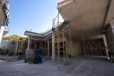 La obra tendrá los primeros locales que darán al interior del centro comercial. En un futuro serán unos 170  distribuidos en cuatro pisos. Foto: Ciudad de Mendoza