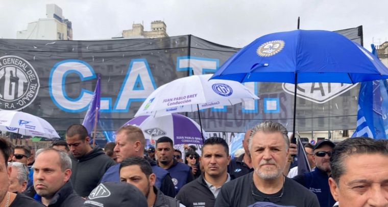 La CATT desafía al Gobierno en un plenario que se realizará con motivo de rechazo al decreto que restringe la posibilidad de iniciar medidas de fuerza sindicales. Foto: Cuenta de X @CATT_Prensa