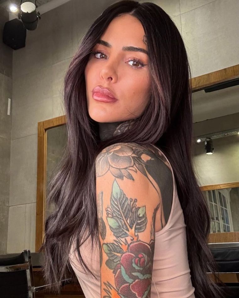 El nuevo color de pelo de Cande Tinelli. El nuevo color de pelo de Cande Tinelli.