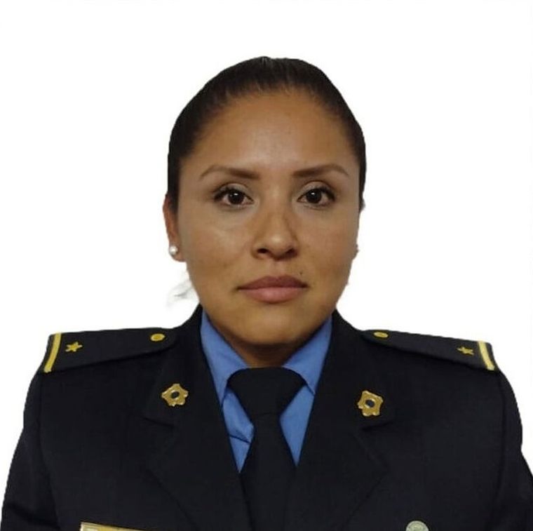 La mujer policía fue encontrada esta mañana por sus compañeros con un disparo en la cabeza