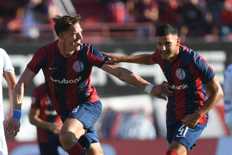 San Lorenzo se floreó ante Gimnasia y Esgrima La Plata. Foto: Télam