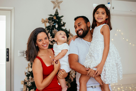 Cambios en las dinámicas familiares, nuevas formas de consumo y redefiniciones culturales conviven con rituales que se mantienen y se resignifican cada diciembre. Cambios en las dinámicas familiares, nuevas formas de consumo y redefiniciones culturales conviven con rituales que se mantienen y se resignifican cada diciembre.