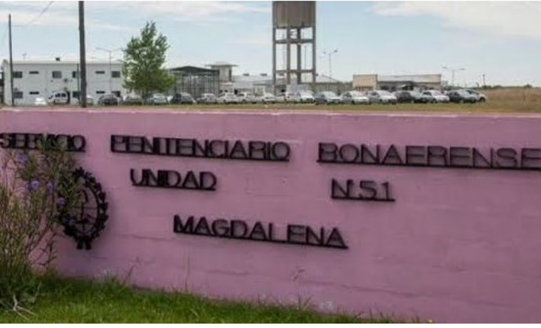 Detuvieron a 15 penitenciarios por presuntos abusos contra las presas de la Unidad Penal N°51 de Magdalena, en la provincia de Buenos Aires.