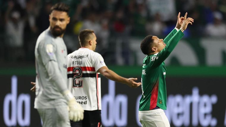 San Pablo, con un equipo alternativo, perdió el clásico con Palmeiras antes de enfrentar a Boca. San Pablo, con un equipo alternativo, perdió el clásico con Palmeiras antes de enfrentar a Boca.