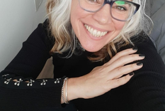 Nati Borgoglio ya lucía su cabellera cubierta de canas poco después de cumplir su 30 años. Foto: Foto: Instagram @Sisoncanas
