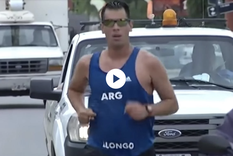 corrio 44 kilometros para homenajear a los tripulantes