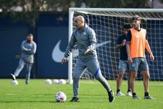 Paolo Montero, entrenador de San Lorenzo en una práctica. Paolo Montero, entrenador de San Lorenzo en una práctica.