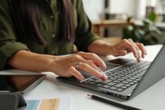 Guión bajo (_): aliado para nombres de archivos, usuarios y variables. Ordena, evita errores y mejora la legibilidad en entornos digitales.