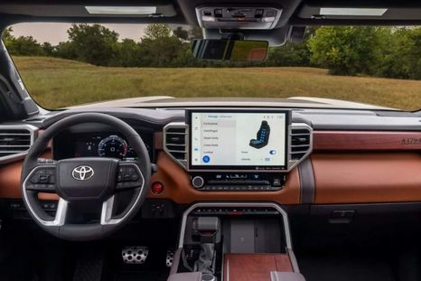 Toyota Sequoia