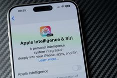 Apple trabaja en secreto en una nueva versión de Siri para competir con la inteligencia artificial de sus rivales. Apple trabaja en secreto en una nueva versión de Siri para competir con la inteligencia artificial de sus rivales.