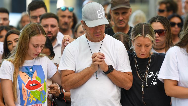 Familiares, amigos y la comunidad de Mendoza acompañan a Juan Cruz para que se recupere.&nbsp;