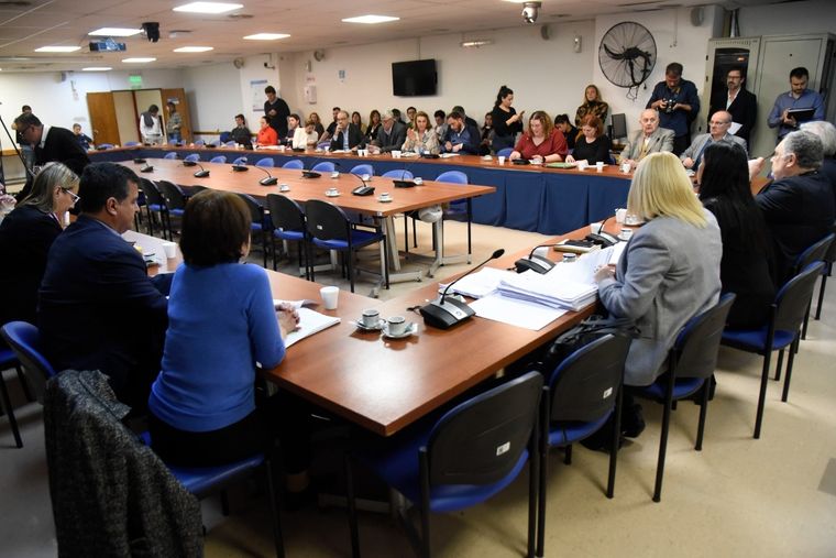 El día jueves, la comisión de Juicio Político dio inicio al debate del pedido de juicio político contra los miembros de la Corte Suprema de Justicia de la Nación.