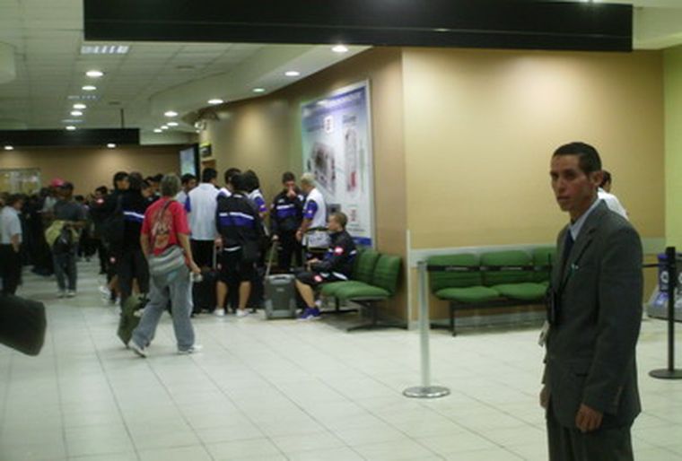 El Tomba en el aeropuerto. Foto: MDZ