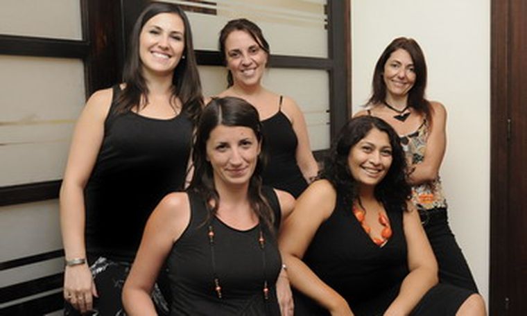 Julieta De Zan, Macri Sinatra, Gabriela Quinteros, Natalia Moyano y Carmen Pérez. Foto: Gentileza