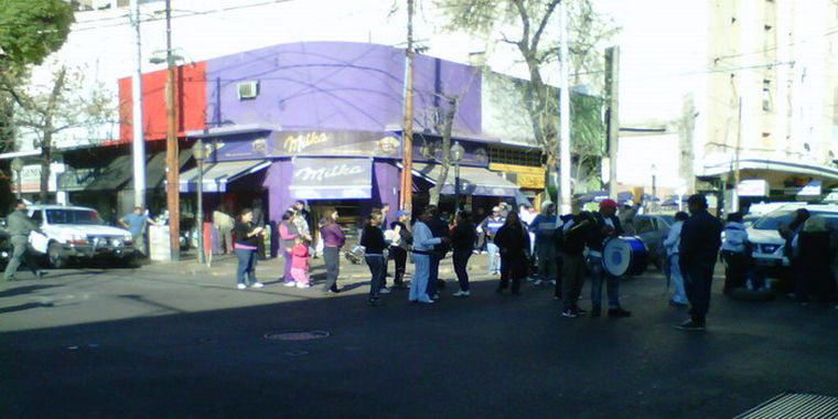 La manifestación produjo un tremendo caos vehicular en el centro mendocino. Foto: Gema Gallardo