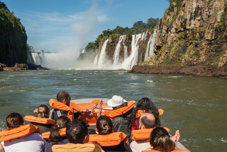 ¿Por qué muchas personas deciden hacer este tipo de excursiones? ¿Por qué muchas personas deciden hacer este tipo de excursiones?