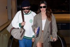 Estas son las claves fundamentales para triunfar con looks en pareja por Bad Bunny y Kendall Jenner Foto: Gucci