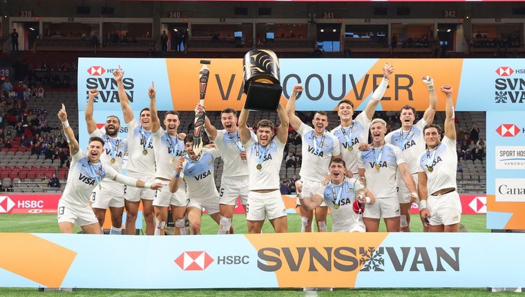 Los Pumas 7s siguen pisando fuerte en el Circuito Mundial de Seven Foto: @lospumas7arg
