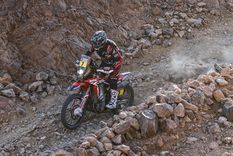 Kevin Benavides marcha tercero en la general de motos Kevin Benavides marcha tercero en la general de motos