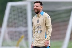 Scaloni decidió cuidar a Messi por la seguidilla y la Pulga esperará su chance en el banco de suplentes . Foto: EFE