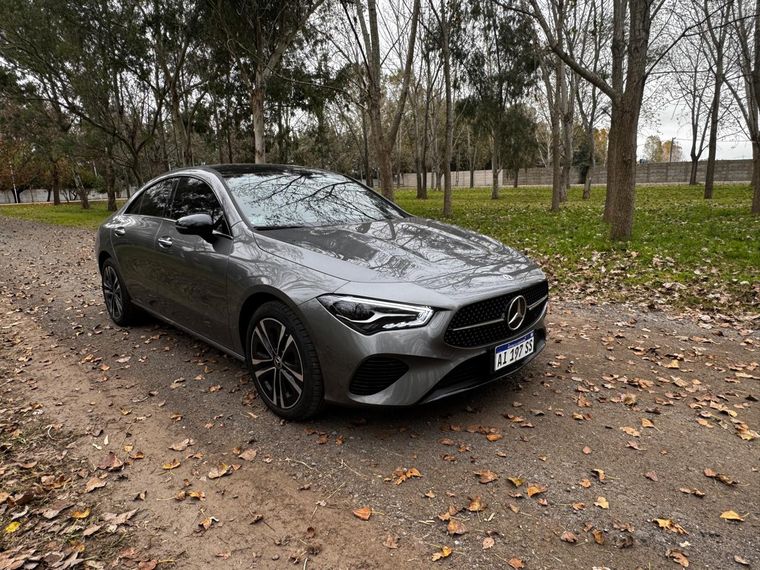 Mercedes-Benz CLA 200