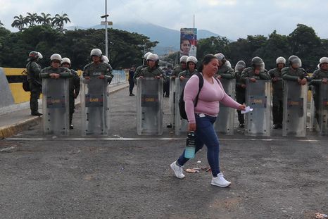Venezuela ha desplegado militares en la frontera con Colombia. Foto Efe Venezuela ha desplegado militares en la frontera con Colombia. Foto Efe