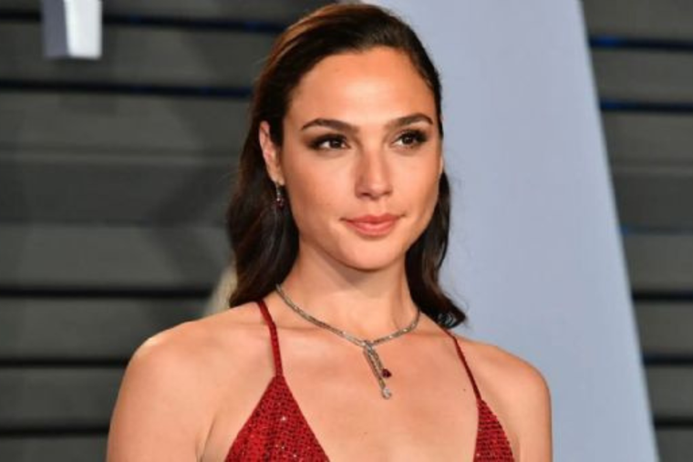 GAL GADOT ES UNA DE LAS ACTRICES DEL MOMENTO. LA ISRAELÍ SE CONSAGRÓ AL INTERPRETAR A LA MUJER MARAVILLA.