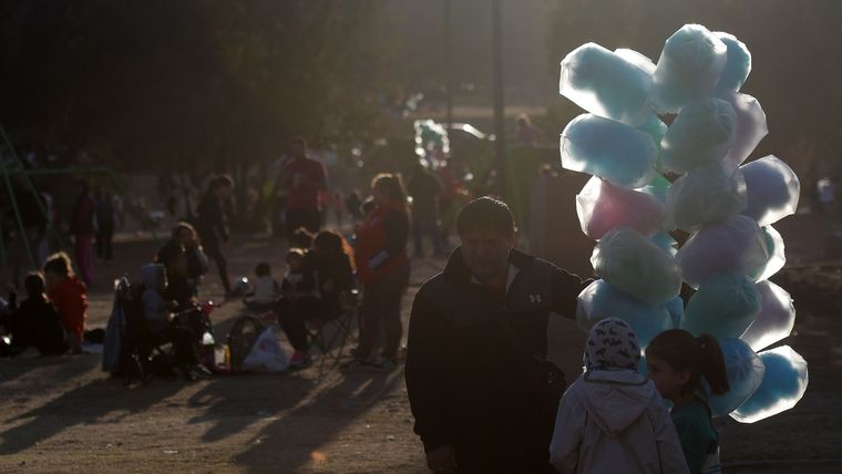 El pronóstico indica cielo algo nublado y leve viento del sudeste en Mendoza este domingo. El pronóstico indica cielo algo nublado y leve viento del sudeste en Mendoza este domingo.