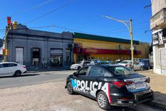 Delicuentes cometieron un cinematográfico robo a un supermercado. Delicuentes cometieron un cinematográfico robo a un supermercado.