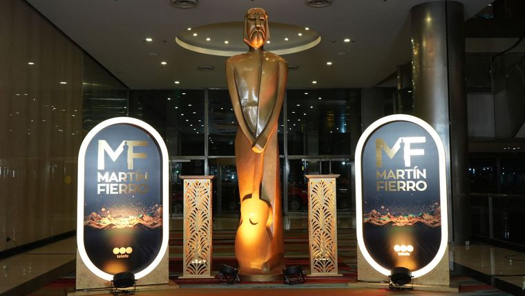 La ceremonia se realizó en el Hotel Hilton de Buenos Aires. La ceremonia se realizó en el Hotel Hilton de Buenos Aires.