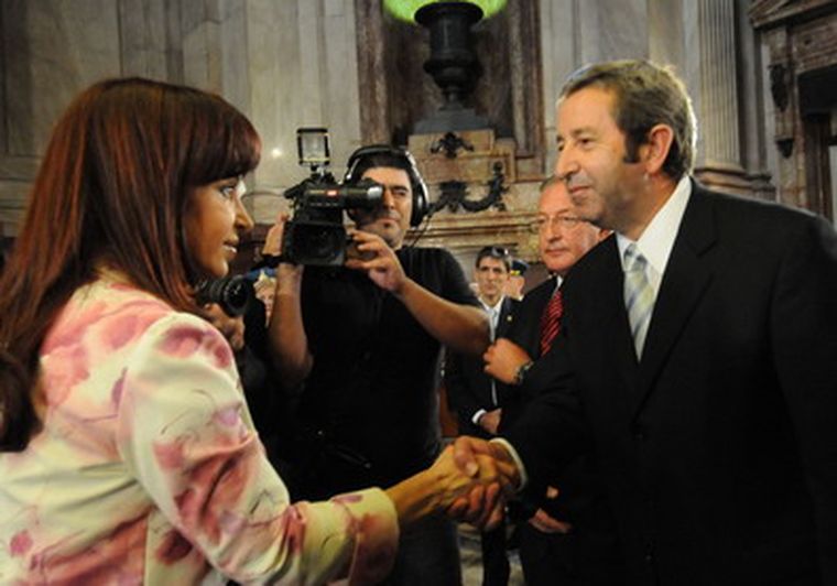 El frío encuentro entre Cobos y Cristina. ¿Se repetirá? Foto: Télam