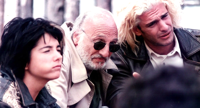 Cecilia Dopazo, Héctor Alterio y Leonardo Sbaraglia, durante el rodaje de Caballos Salvajes.