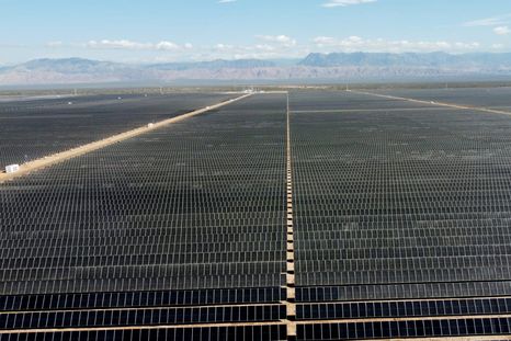 YPF seguirá apostando por Mendoza para el desarrollo de proyectos energéticos. YPF seguirá apostando por Mendoza para el desarrollo de proyectos energéticos.