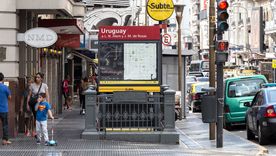 Desde el lunes, la estación Uruguay de la Línea B permanecerá cerrada por obras de remodelación integral. 