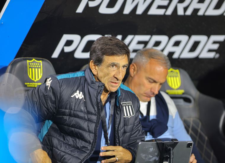 Gustavo Costas analizó la derrota de Racing en el Campeón del siglo.