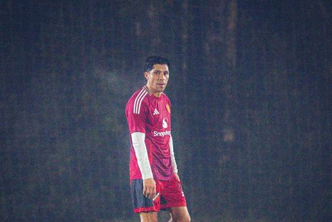 enzo perez aparecio con ropa de un club mendocino y volvio a encender rumores sobre su regreso enzo perez aparecio con ropa de un club mendocino y volvio a encender rumores sobre su regreso
