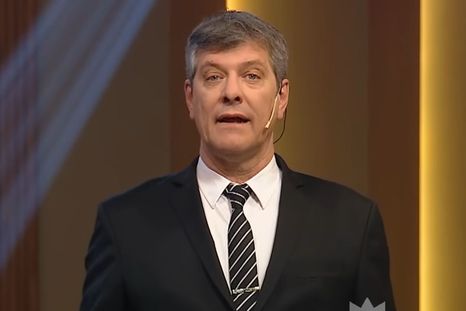 Mario Pergolini le dedicó unas palabras a Eduardo Feinmann en el inicio de Otro día perdido. Mario Pergolini le dedicó unas palabras a Eduardo Feinmann en el inicio de Otro día perdido.