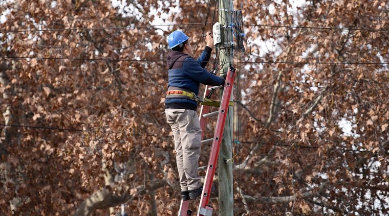Se anuncian cortes de luz para este viernes y sábado