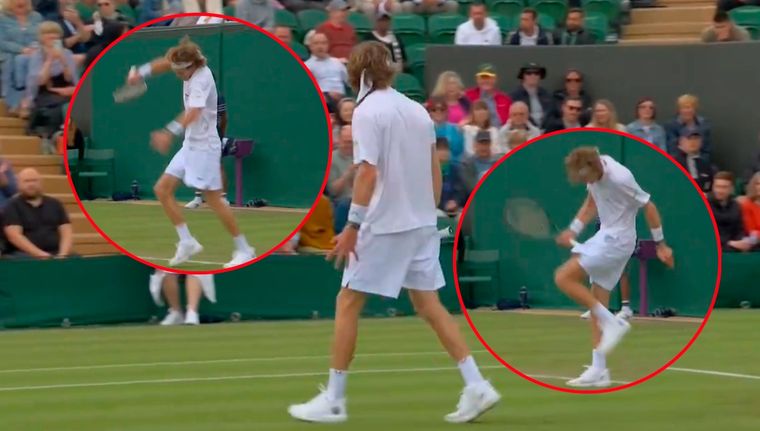 Rublev comenzó a pegarse con la raqueta en la rodilla reiteradas veces, ante el estupor del público en Wimbledon. Foto: captura TV