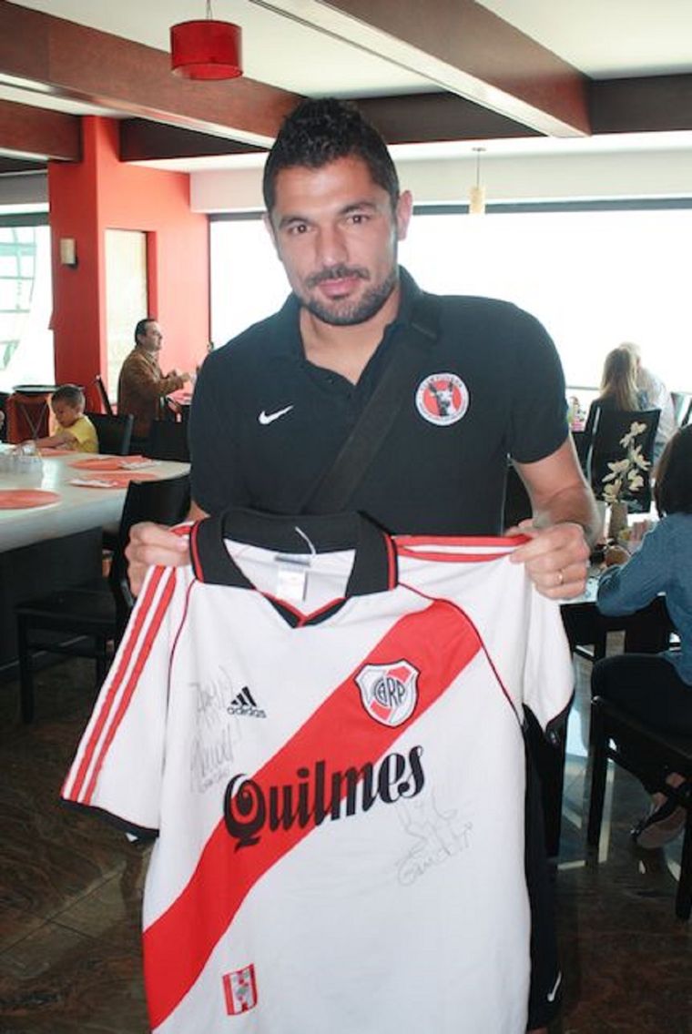 La T perdió la oportunidad de acercarse a River.