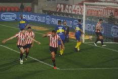 Estudiantes le pegó un duro cachetazo a Boca. Foto: Télam Estudiantes le pegó un duro cachetazo a Boca. Foto: Télam