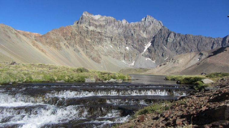 En Cerro Amarillo se ubican casi 50 formaciones de hielo correspondientes a glaciares. Foto: Inanigla