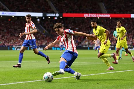 Julián Alvarez sintió “molestias” y fue reemplazado en el partido frente a Villarreal. Julián Alvarez sintió “molestias” y fue reemplazado en el partido frente a Villarreal.