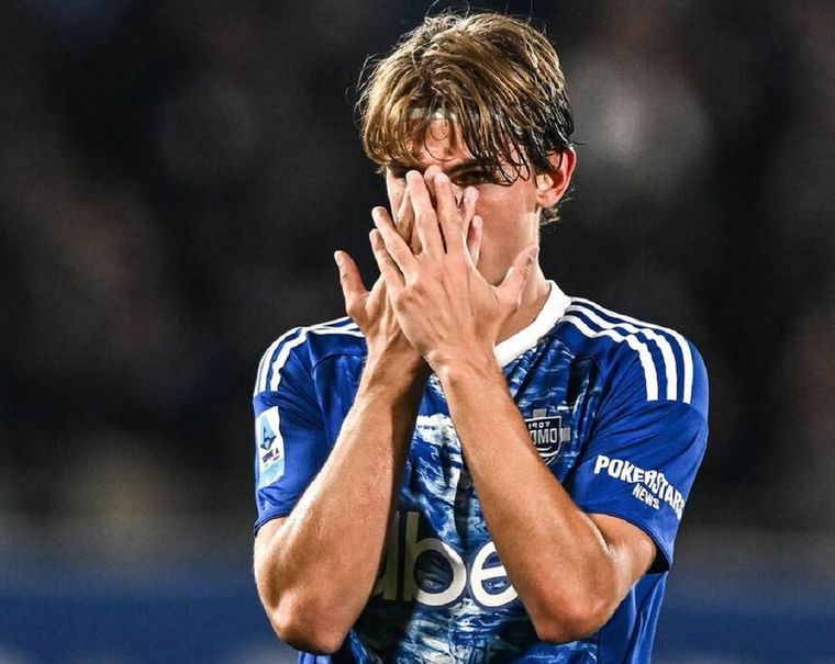 Nico Paz se destaca en Italia y suma elogios por su rendimiento.