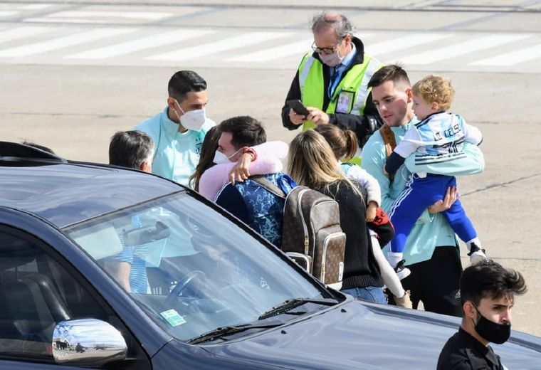 Messi llegó a Rosario y revolucionó la ciudad. Foto: @teleferosario