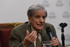 Juan José Sebreli. Juan José Sebreli.