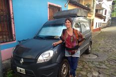 la maestra mendocina que viaja por latinoamerica en su ?escuela con ruedas?,¡conocela!