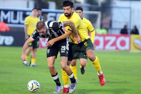 Gimnasia consiguió 19 puntos con aire para la permanencia: el juego y algunos integrantes en deuda